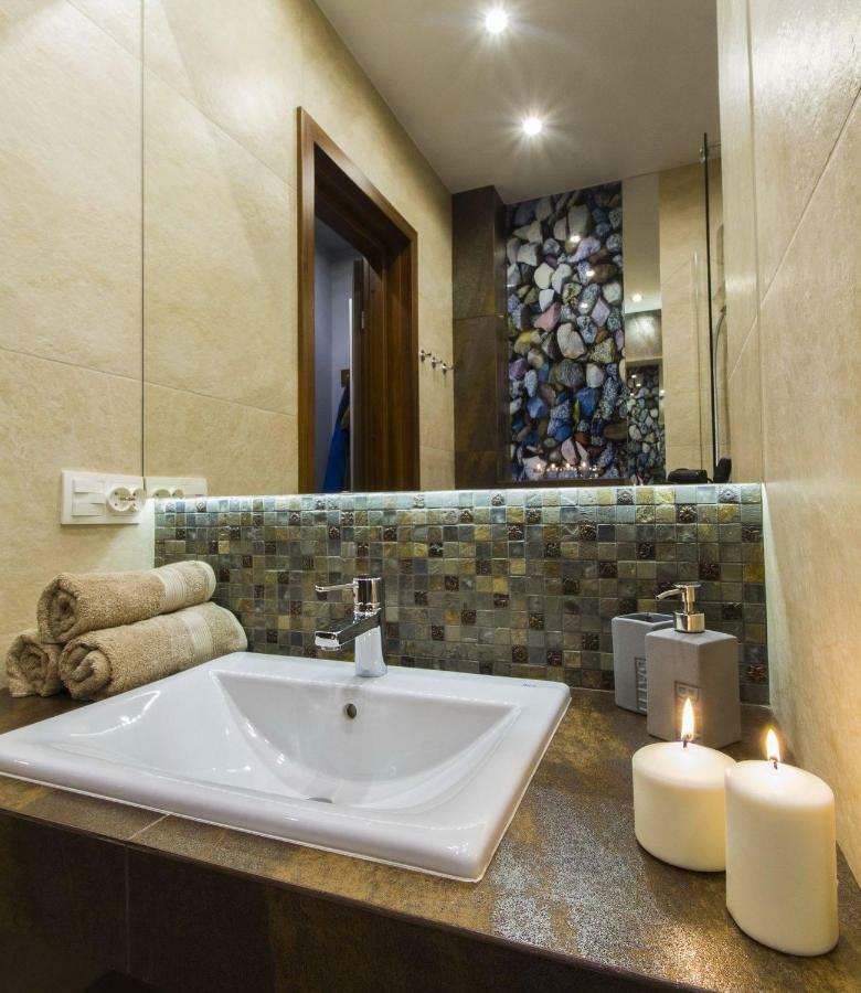 Apartment Tatrzanski Swit Z Tarasem 20m2, Garazem Podziemnym, Grota Solna Zakopane